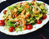 Foto del paso 8 de la receta: Ensalada de aguacate y langostino cocido