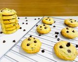 A picture of step 11 of Chocolate Chip Cookies.
