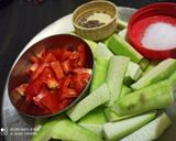 तोरइ मलाई मसाला (Torai malai masala recipe in Hindi) रेसिपी चरण 1 फोटो
