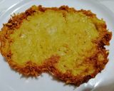 Foto del paso 6 de la receta: Filete de róbalo en cama de hash brown bañado en mi salsa básica