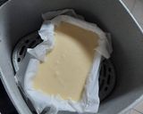Foto langkah ke 4 dari resep Easy Basque Burnt Cheesecake pakai Air fryer.