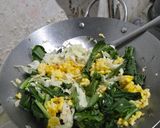 Foto langkah ke 3 dari resep #28 Nasi Goreng Campur Mie Tidak Pedas Dadakan Simpel.