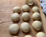 Majonézes kiflik recept fázis 2 fotója