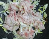 รูปขั้นตอนการทำที่ 2 ของ Sukiyaki Don (ข้าวหน้าสุกี้ญี่ปุ่นแบบง่าย)