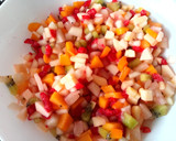 Foto del paso 1 de la receta: Tartar de fruta con salsa de mermelada y jenjibre