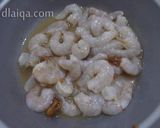 Foto langkah ke 2 dari resep Udang Goreng Sederhana.