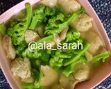 Foto langkah ke 5 dari resep Brokoli kuah bakso simple.