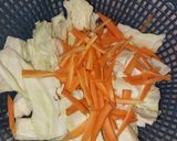 Foto langkah ke 2 dari resep Mie Goreng Sayur.