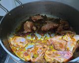 A picture of step 4 of Chicken pulao.
