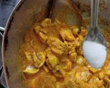 A picture of step 3 of Creamy mushroom.