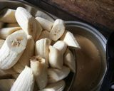 Foto langkah ke 3 dari resep Kolak pisang kepok (yang di gambar masih proses masak).