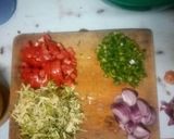 A picture of step 1 of Spicy Potato Curry with Carrots and Peas.