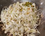 झटपट रंगीला पुलाव (jhatpat rangila pulav recipe in marathi) रेसिपी स्टेप 2 फोटो 