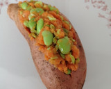 Foto del paso 10 de la receta: Boniatos rellenos de edamame con salsa de queso feta