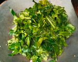 Foto langkah ke 2 dari resep Tumis Daun Pakis.