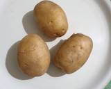 Tender potato chivda recipe step 1 photo
