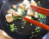 A picture of step 6 of 10 minute Katsu noodles.
