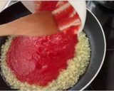 Foto del paso 2 de la receta: Espaguetis con fuet