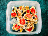 BERRY NUTTY FROZEN YOGURT BARK 💕