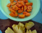 Foto langkah ke 2 dari resep Jus 🥕wortel Nanas🍍Less sugar.
