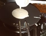 মুগ পাটিসাপ্টা(moog patisapta recipe in bengali) রেসিপির ধাপ 4 ছবি