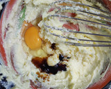 Foto del paso 2 de la receta: Medialunas de manteca muy fáciles!!