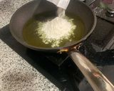 Foto del paso 2 de la receta Masa de croquetas de pollo de la abuela Carmela