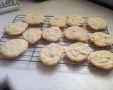 A picture of step 6 of Danish Butter Biscuits.