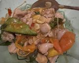 Foto langkah ke 2 dari resep Botok Ayam dengan Telur Omega.