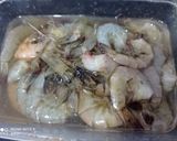 Foto langkah ke 1 dari resep Udang goreng tepung simpel.
