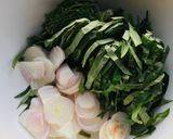 Hình bước làm 3 của món Su su xào lá lốt