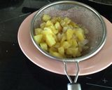 Foto del paso 1 de la receta: Pimentones rellenos de tortilla de patata (papas)
