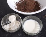 A picture of step 2 of Oreo sandwich cake.