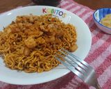 【味王泡麵創意秀】香辣雞肉炒泡麵的食譜步驟7照片