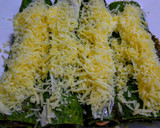 Foto del paso 5 de la receta: Mozzarella y cheddar en rollo de espinaca y albahaca!