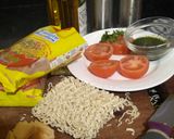 টমেটো ম্যাগি টপআপ (Tomato maggie topup recipe in Bengali) রেসিপি ধাপ - 1 ছবি
