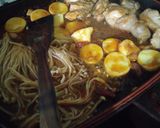 Foto langkah ke 3 dari resep Enoki Tofu Ayam Saus BBQ.