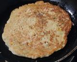 A picture of step 5 of Oats vegetable chillas.