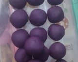 Foto langkah ke 3 dari resep Cemilan Ubi Ungu Keju.