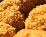 A picture of step 6 of Crunchy yam balls.