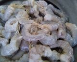 Foto langkah ke 1 dari resep Mie Kuah Susu Kelapa.