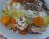Foto langkah ke 3 dari resep Sop ayam wortel kentang bumbu instan.