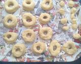 Foto langkah ke 4 dari resep Donat Menul.