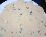 हिरव्या पातीचा पराठा (hirwya paticha paratha recipe in marathi) रेसिपी स्टेप 4 फोटो 