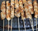 Foto langkah ke 3 dari resep Sate Ayam Khas Senayan 🍡 (Autentik Homemade).