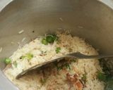 A picture of step 4 of Matar pulao.