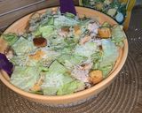 صورة لخطوة 3 من وصفة سلطة سيزر 🥗