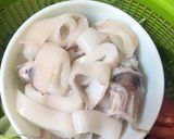 Hình bước làm 1 của món Mực xào chua ngọt