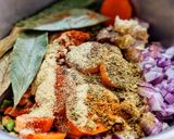 Foto del paso 2 de la receta: CAZUELA de Fríjol Blanquillo🫘o Palomito con Pavo🦃y Pollo🐥...!