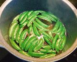A picture of step 1 of Vegetarian Pan-Fried Pho Noodles.